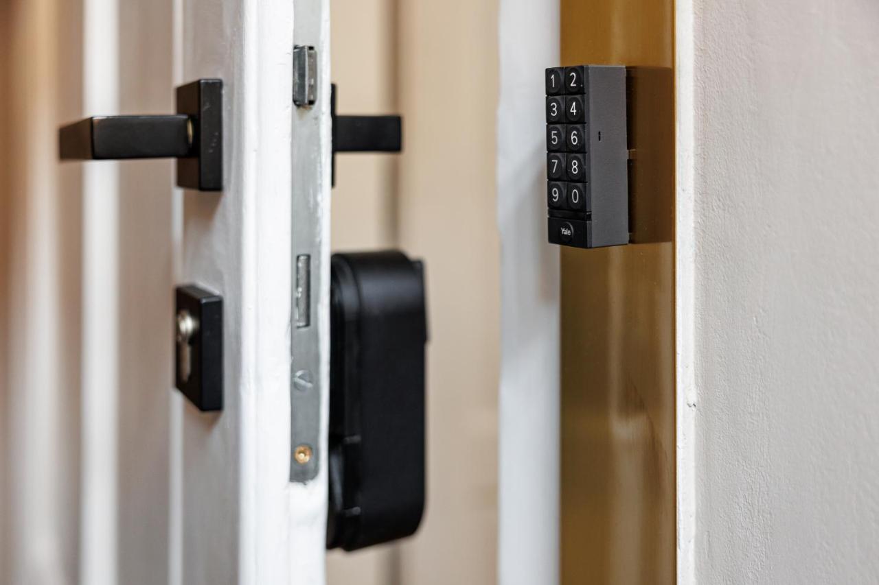 בראשוב Aries' Collection Luxury Suites מראה חיצוני תמונה