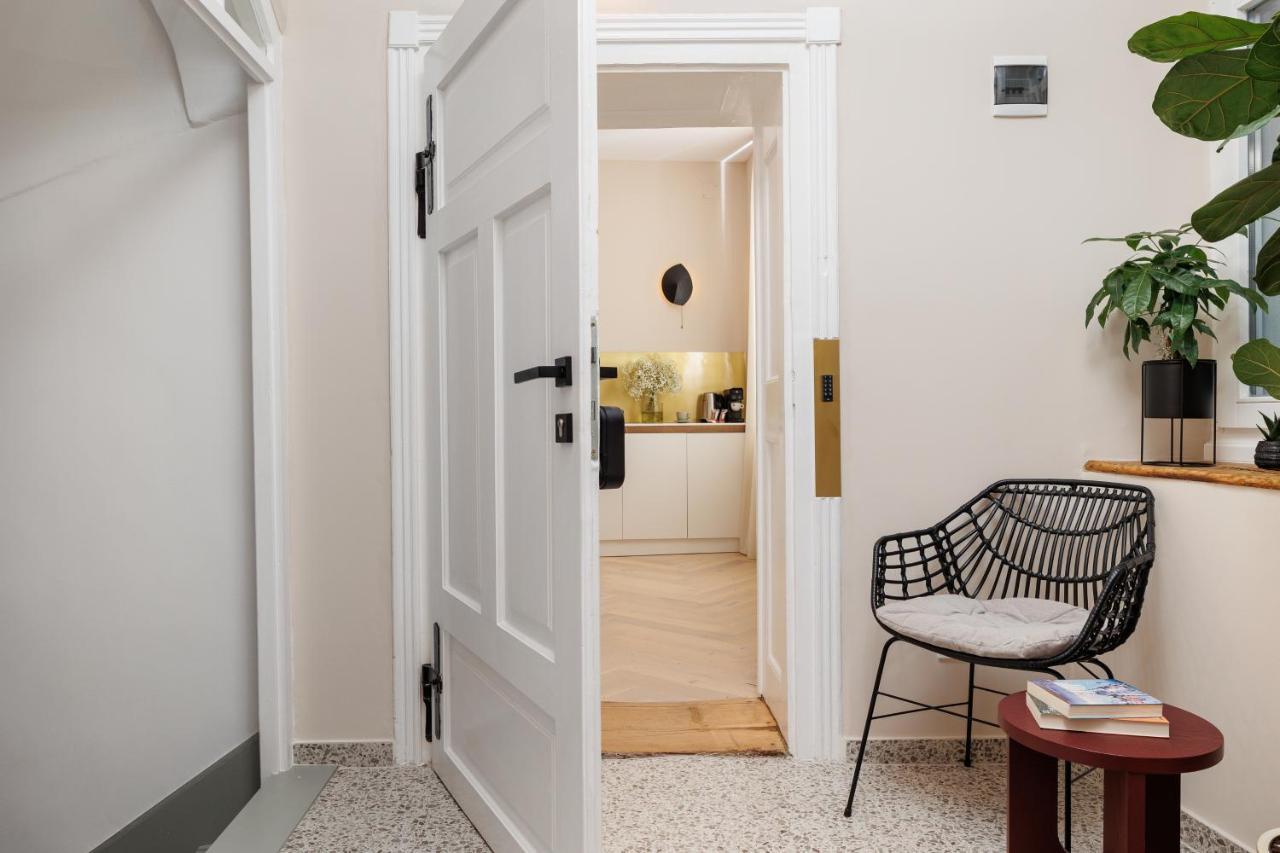 בראשוב Aries' Collection Luxury Suites מראה חיצוני תמונה