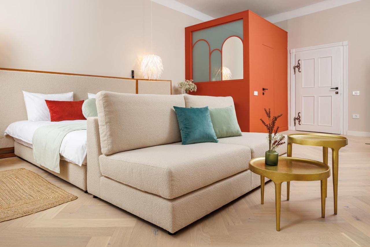 בראשוב Aries' Collection Luxury Suites מראה חיצוני תמונה